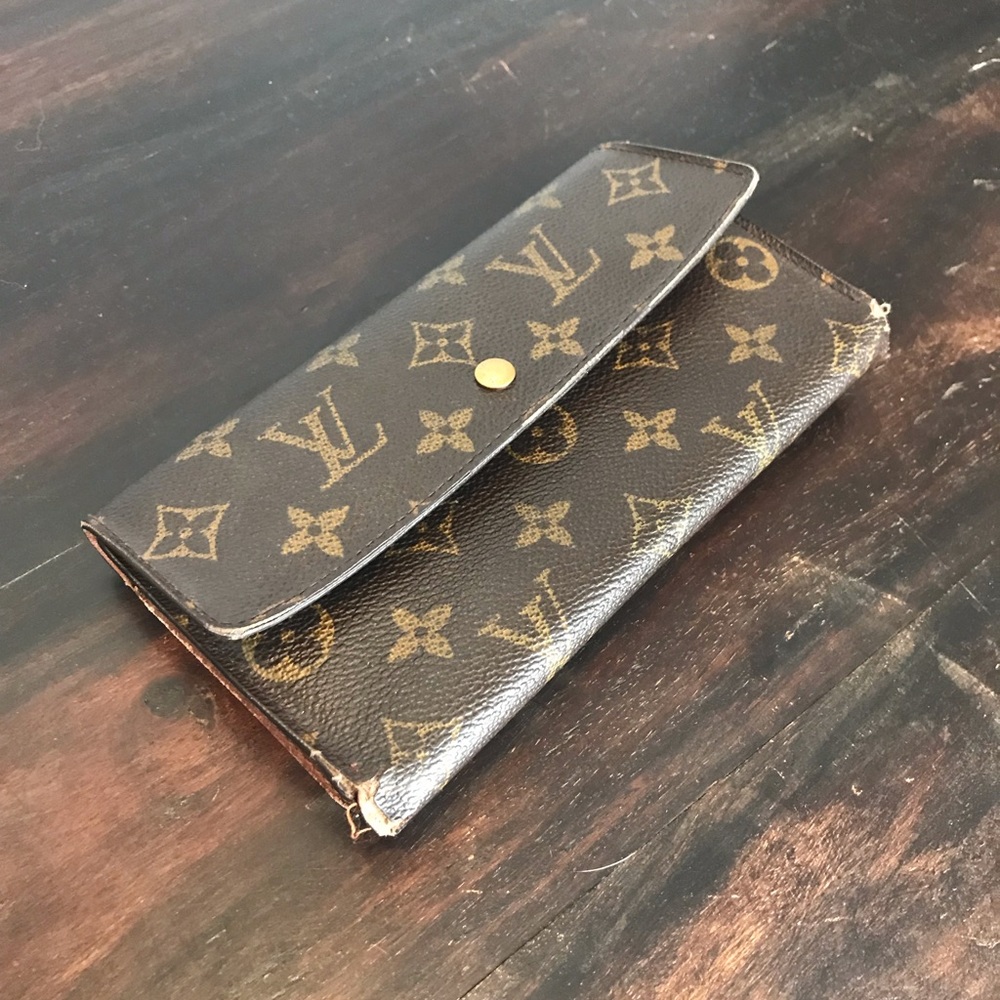Authentic Louis Vuitton Wallet